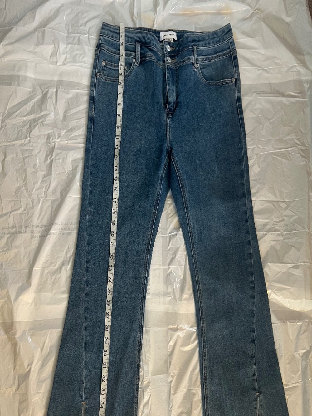 Urban Revivo Flared Slit Hem Jeans in Blue Size12 Like New (Worn Just Once) - Picture 5 of 16